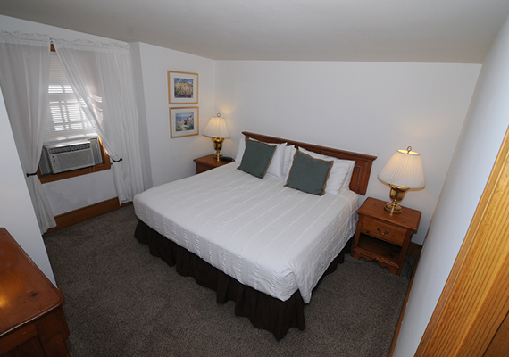 Large 3 bedroom, 2 bath with En suite master, fully stocked kitchen with a bar, full living room, full dining room, great private patio with hot tub, air conditioning and heating, WiFi, iHome, Comcast TV/DVD.